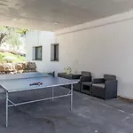 Des Oliviers Villa
