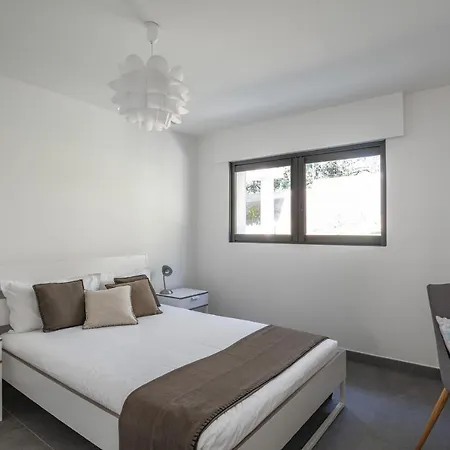 Des Oliviers וילה