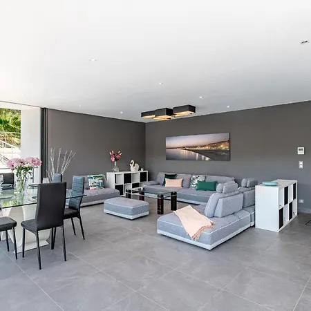 Des Oliviers וילה